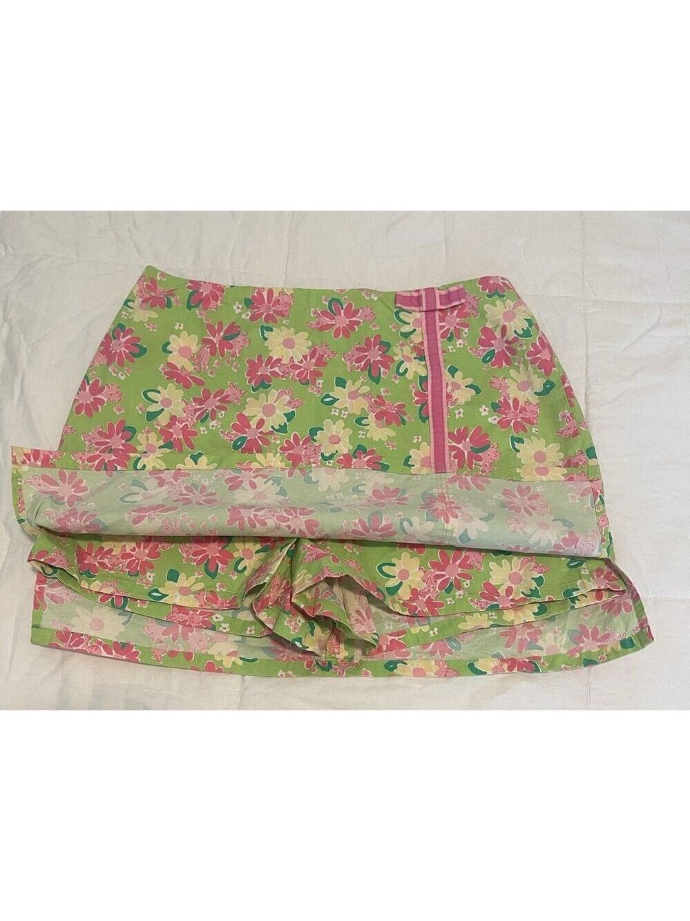 Lilly Pulitzer Floral & Rhino Print Women’s Mini Skirt W/Shorts Size 4P Skort - Picture 7 of 11